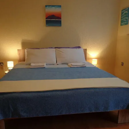 Aotearoa Guest house *